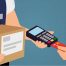 Dessin d'un commerçant présentant un terminal de paiement mobile au client qui insère sa carte