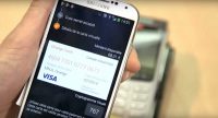 Smartphone affichant l'application Orange Cash
