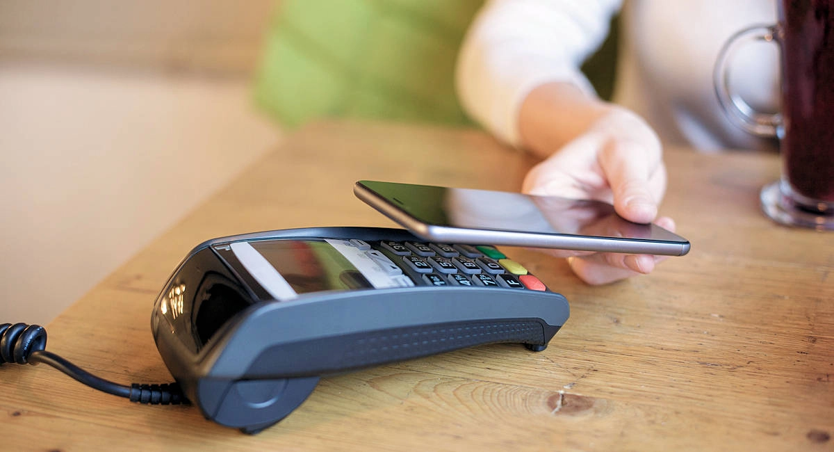 Paiement NFC avec un smartphone et Google Pay