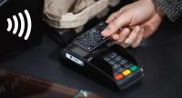 Paiement sans contact avec une carte bancaire
